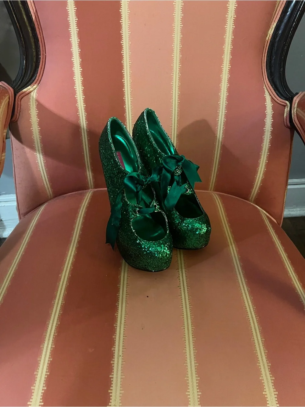 Bordello Green Glitter Heels Sz 7 Burlesque Showgirl Christmas St. Patrick’s Day